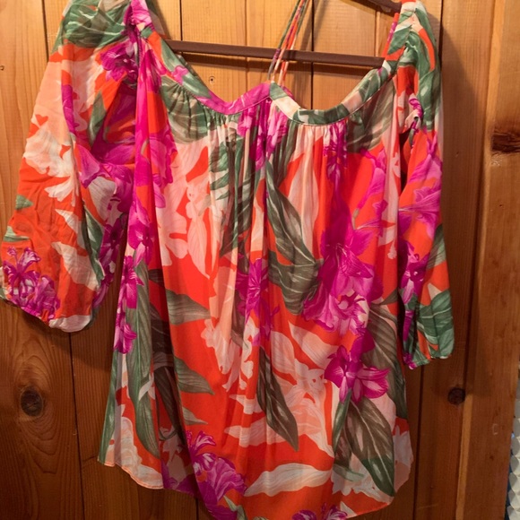 Colorful top - Picture 2 of 3